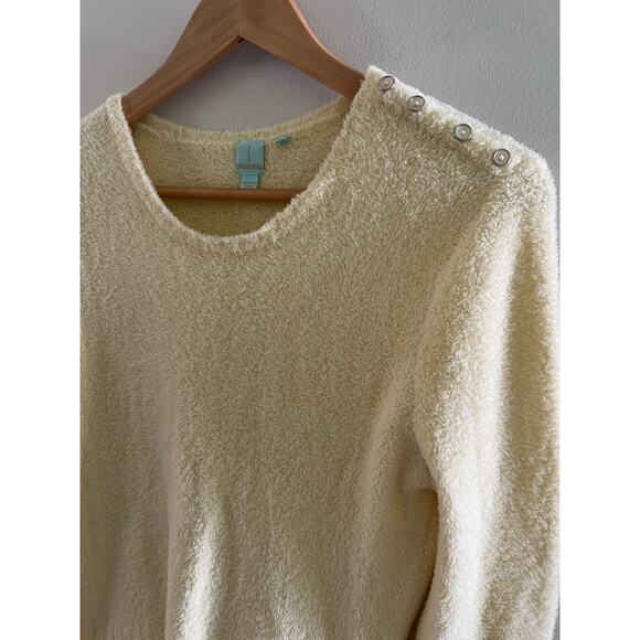 SHU SHU Soft Fuzzy Sweater Crew Neck Stretchy Silver Button Details Large JL - Picture 2 of 9